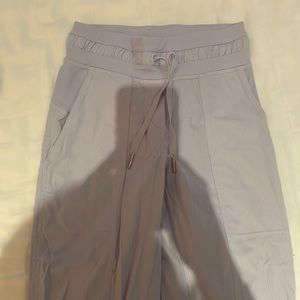 Lululemon joggers never worn